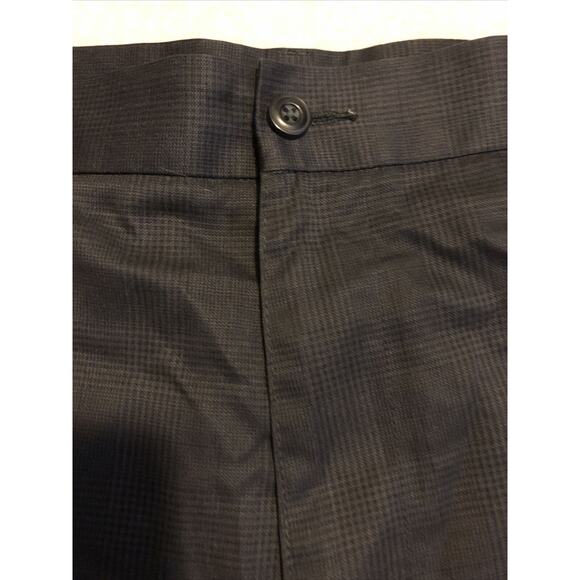 PGA Tour Black Plaid Golf Shorts Size‎ 40 9" Inseam Moisture Wicking Adult - Picture 5 of 5